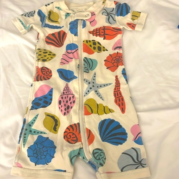 Hanna Andersson - Pajamas - Picture 3 of 4